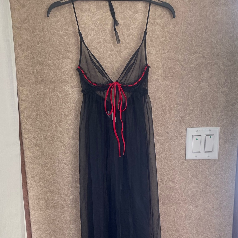 Vintage Fredrick’s of Hollywood sheer negligee , M